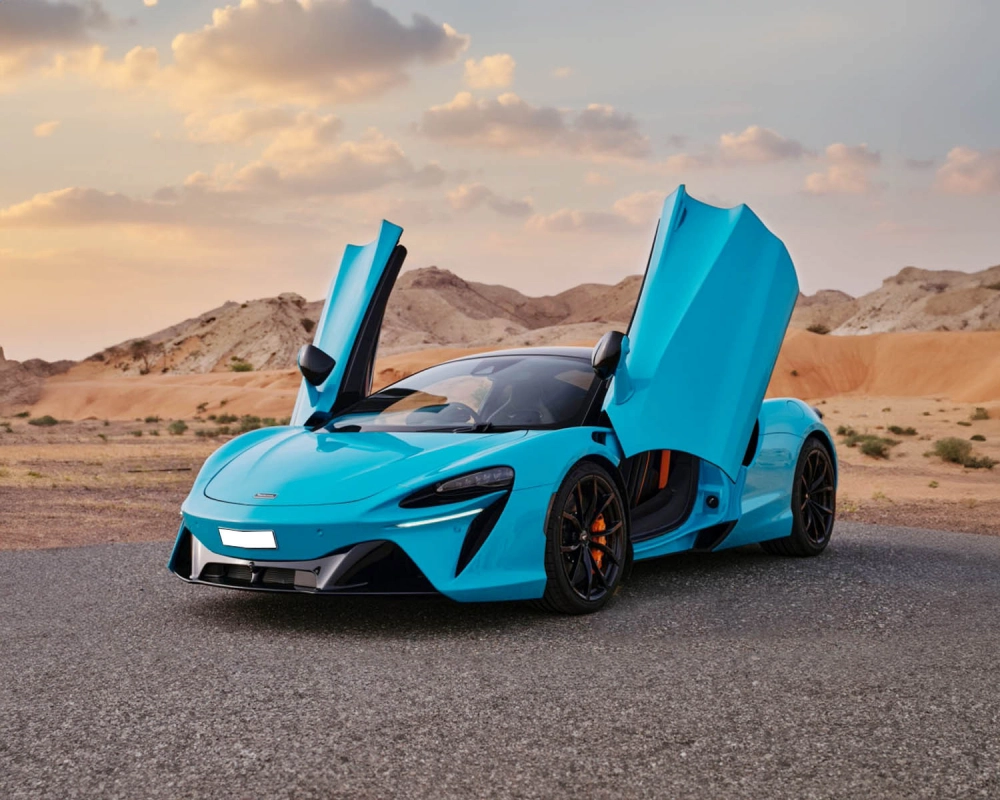 McLaren Artura 2023