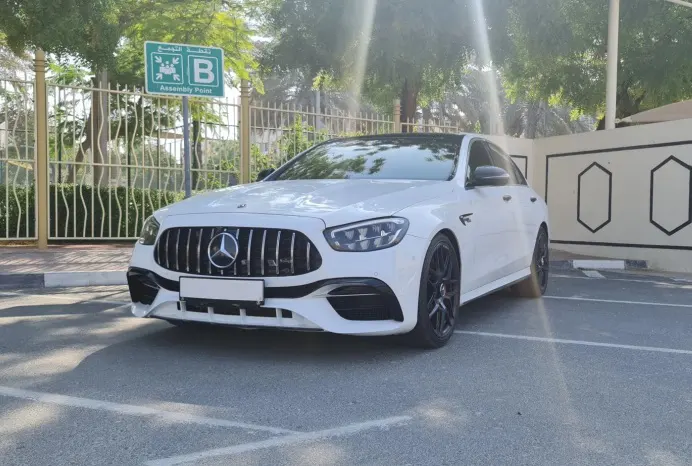 Mercedes Benz AMG E350 2021