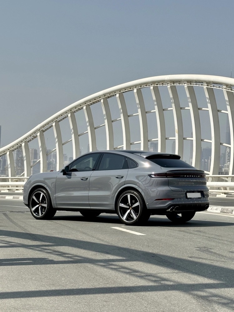 Porsche Cayenne Coupe 2024 