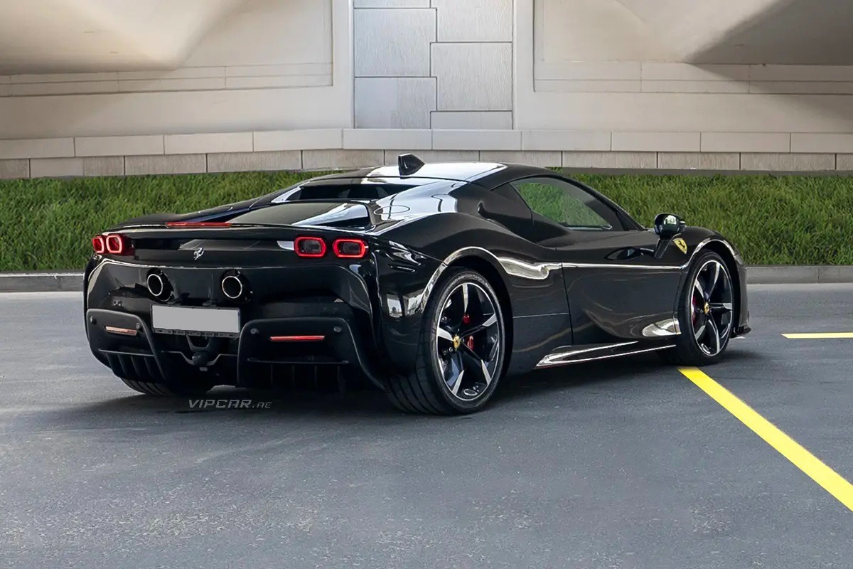 Ferrari SF90