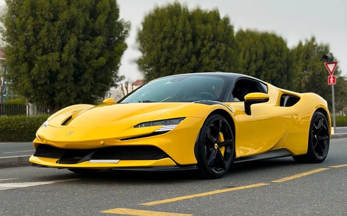 Ferrari SF90