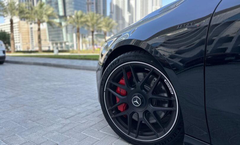 Mercedes Benz AMG CLA 45s
