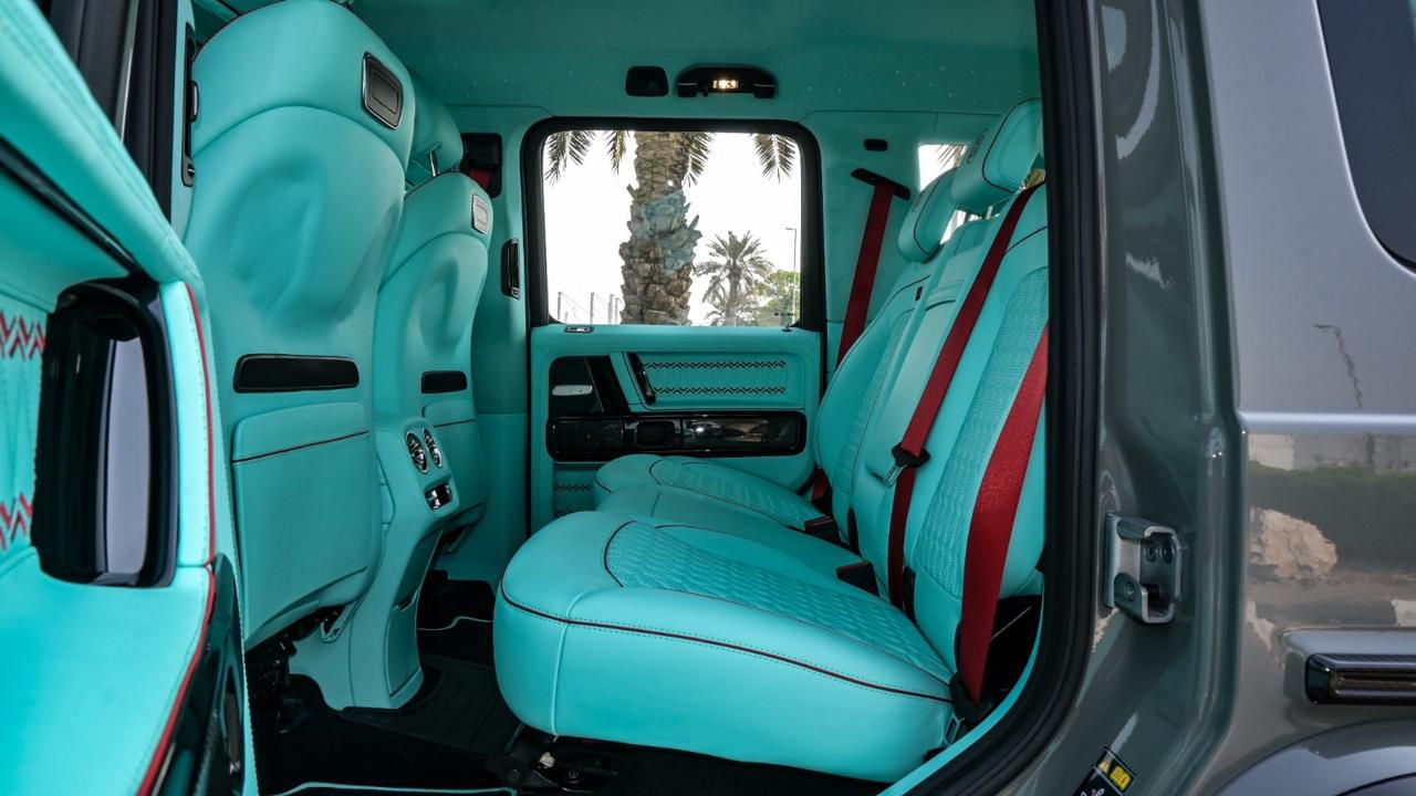 Mercedes Benz AMG G800 Brabus 2024