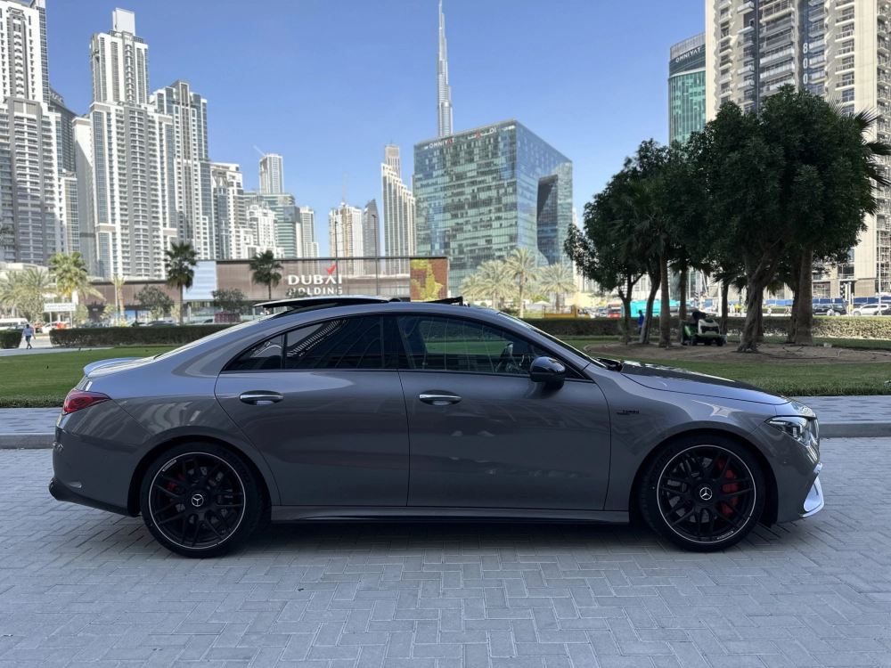 Mercedes Benz AMG CLA 45s