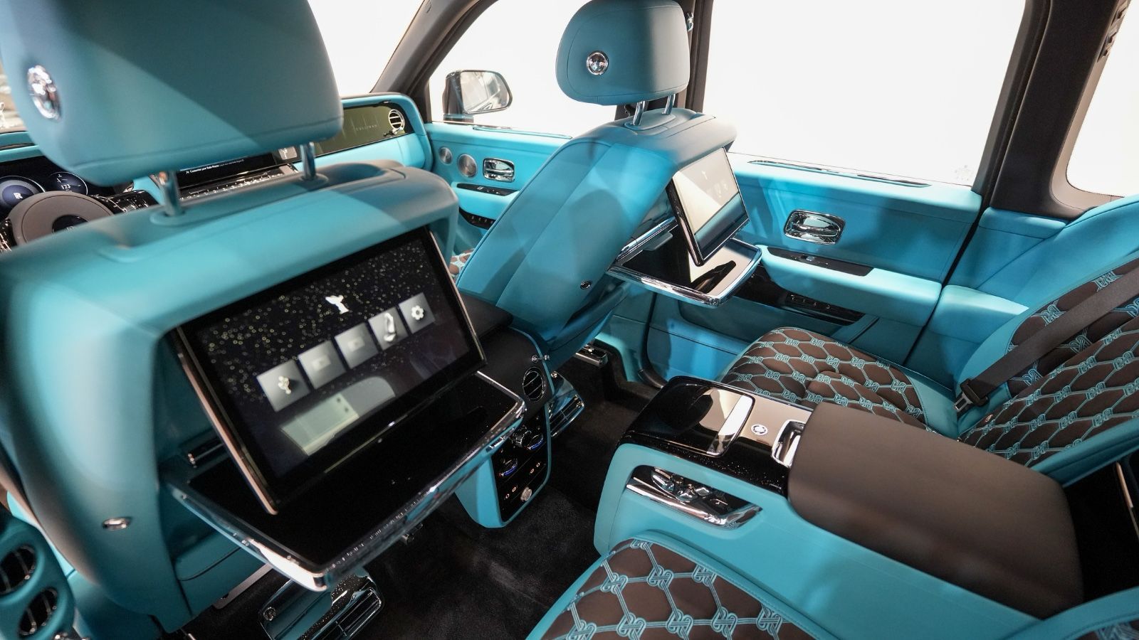 Rolls Royce Cullinan 2025