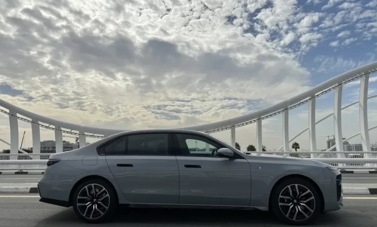 BMW 735i M Kit 2025