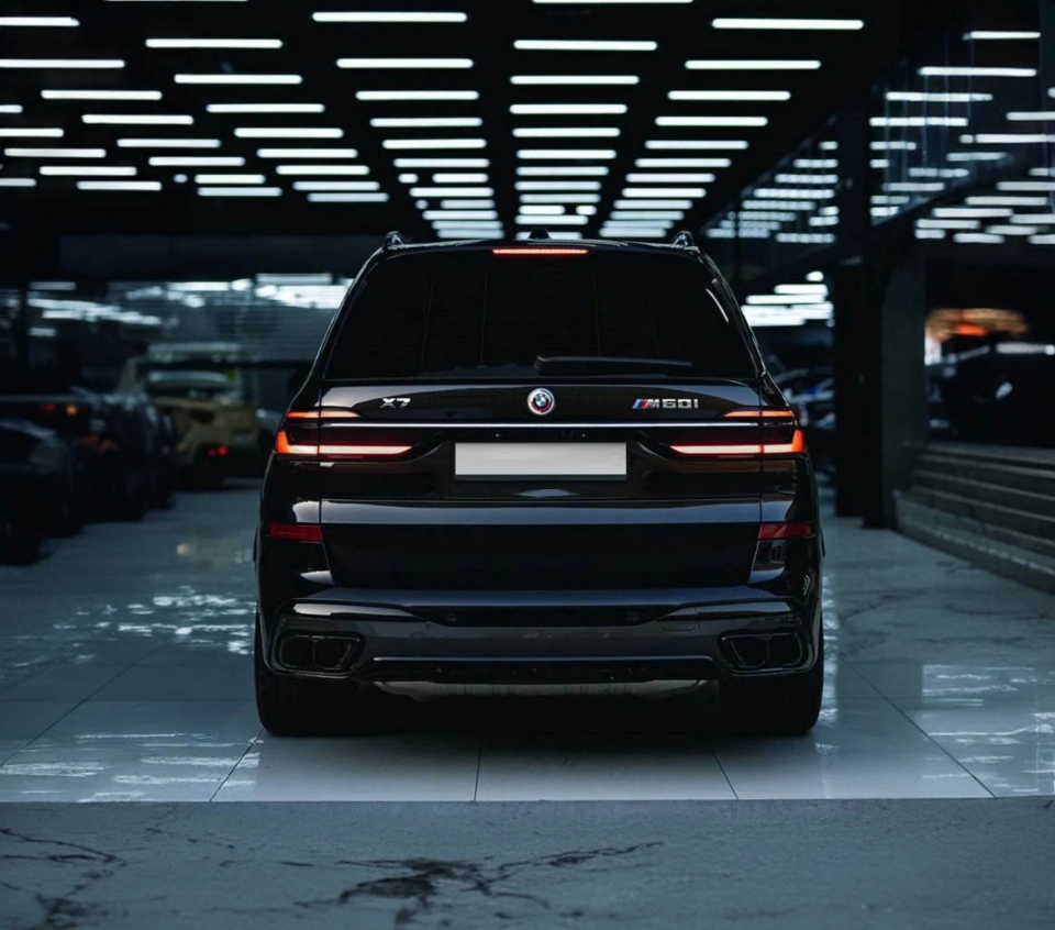 BMW X7 M60i 2023