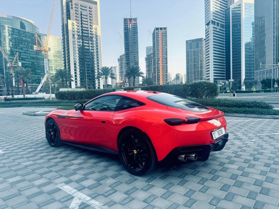 Ferrari Roma 2024