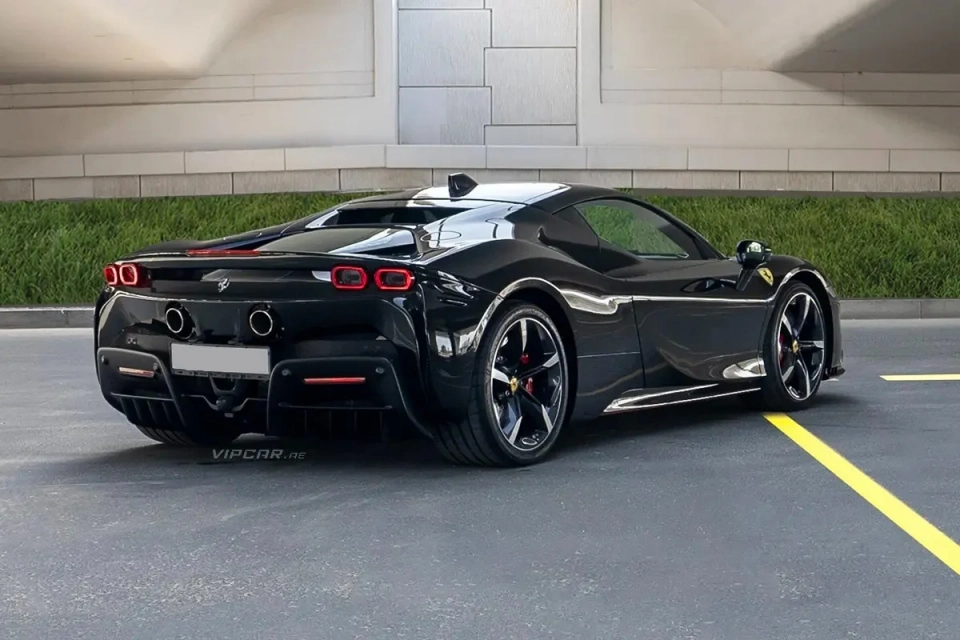 Ferrari SF90