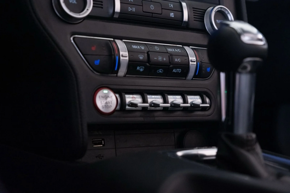Ford Mustang V6 2023