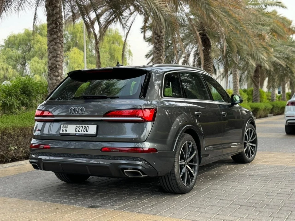 Audi Q7 2025