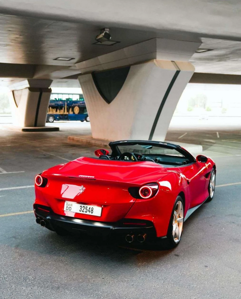 Ferrari Portofino 2024