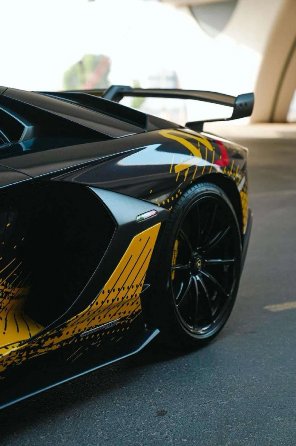 LAMBORGHINI AVENTADOR SVJ