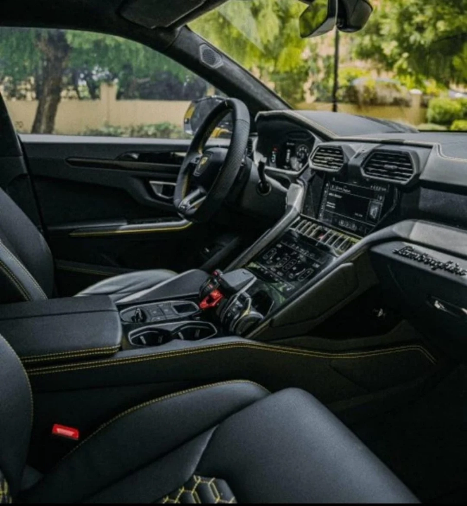 Lamborghini Urus 2023