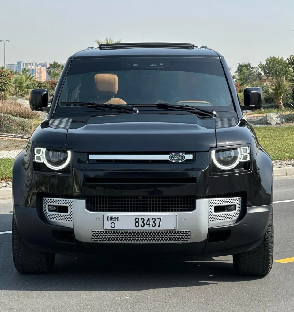Land Rover Defender 2025