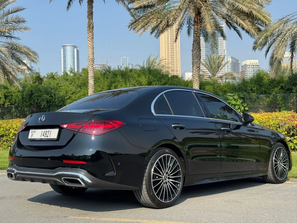 Mercedes C200 2026