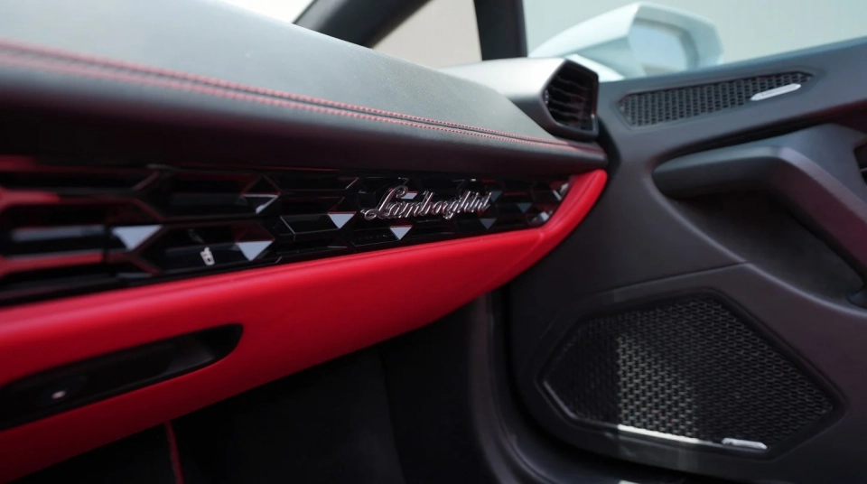 Lamborghini Huracan Evo Spyder 2023 